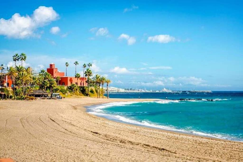 Appartement Apartamento Junto Al Mar En Puerto Marina à Benalmádena Extérieur photo